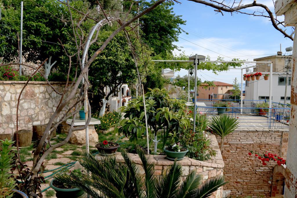 Holiday Home Ali Piqeras Luaran gambar